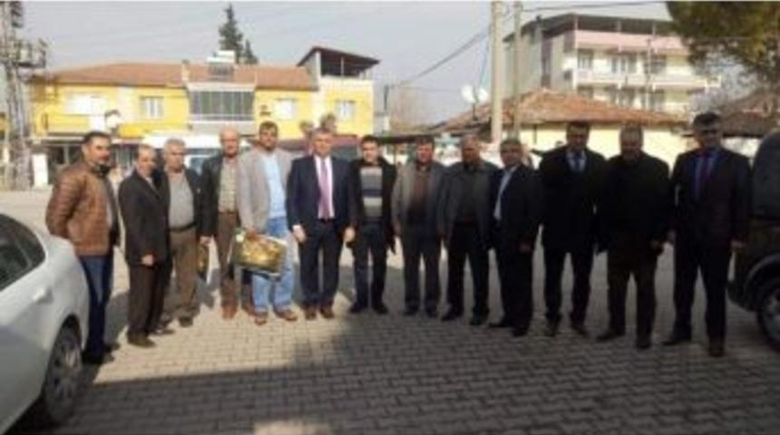 Akhisarlı Muhtarlar Hizmetlerden Memnun