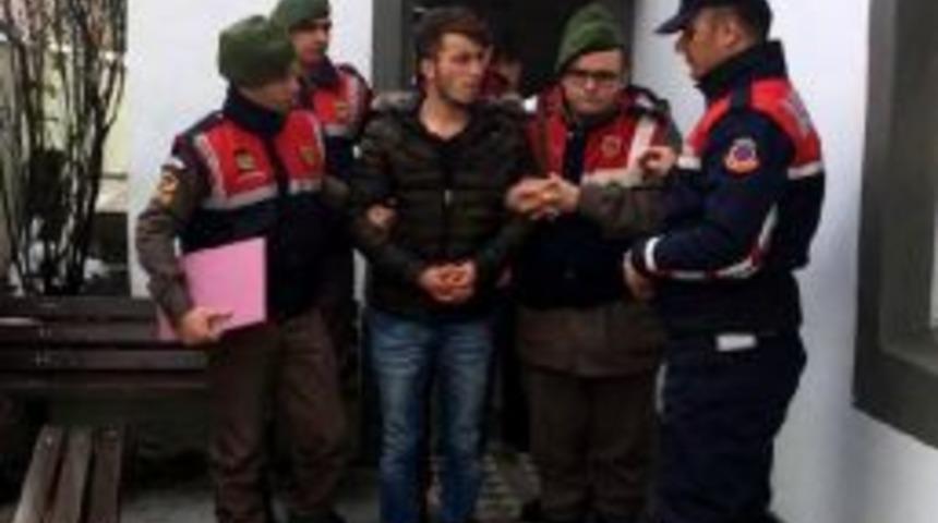 Emeklinin Maaşını &Ccedil;alan 2 Kişi Yakalandı