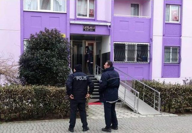 Otomobil Çalan Cezaevi Firarisi Apartmanın Çatısında Yakalandı