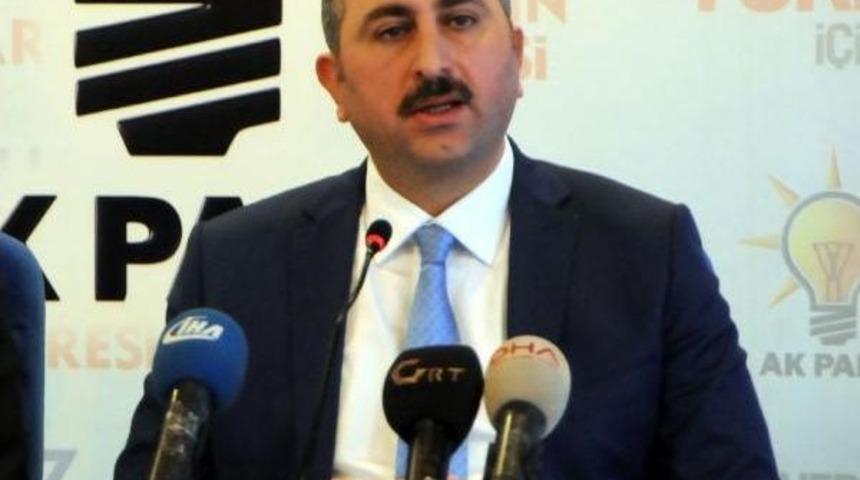 Ak Parti'li G&uuml;l: Rejim Değişikliğine Ilişkin Teklifte Bulunmadık