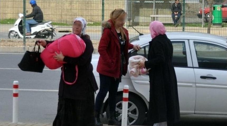 Fet&ouml;&rsquo;den Aranan Kadın Doğum Yaptığı Hastanede G&ouml;zaltına Alındı