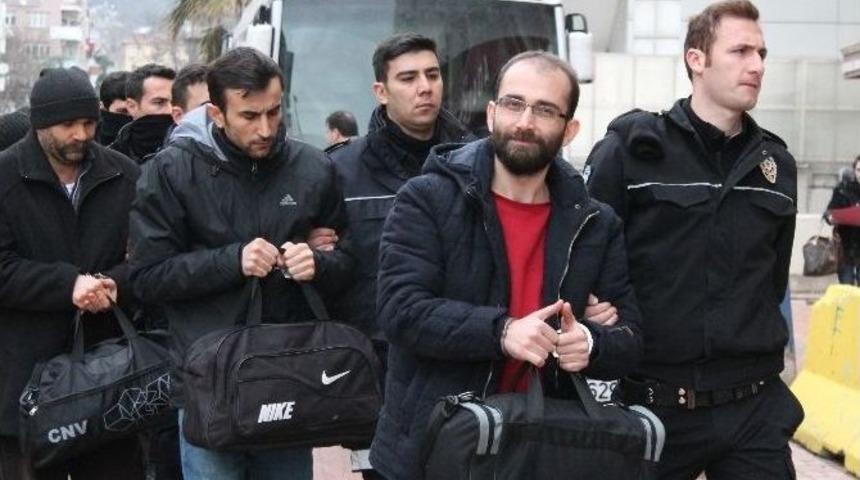 Kocaeli&rsquo;de 10 Eski Kamu &Ccedil;alışanı Fet&ouml;&rsquo;den Tutuklandı