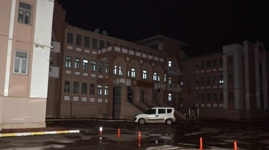 Kar Maskeli Okul Hırsızı Yakalandı