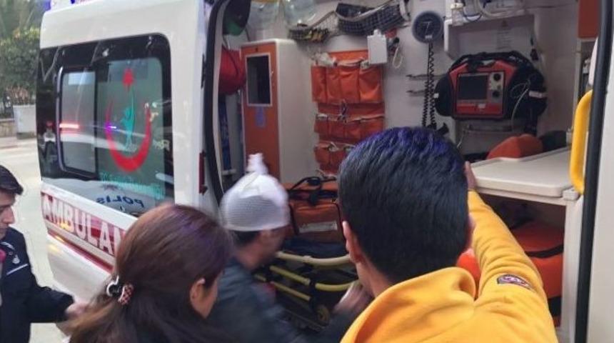 Nazilli&rsquo;de Cam Şişeli Kavga: 1 Yaralı