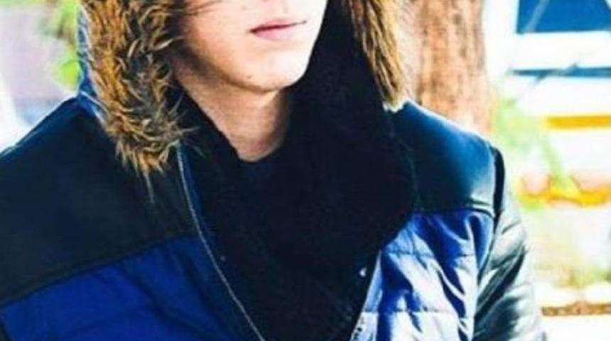 Instagram'dan K&uuml;f&uuml;r Ettiği Iddiasıyla Arkadaşını 5 Yerinden Bı&ccedil;akladı