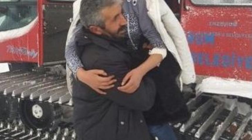 Doğu&rsquo;da Hastaların İmdadına Kar &Uuml;st&uuml; Ara&ccedil;lar Yetişiyor