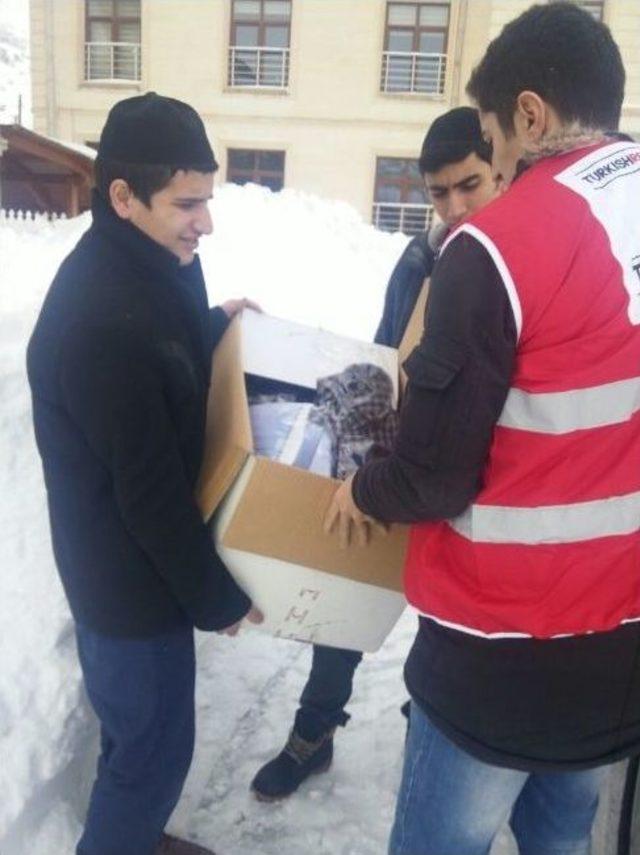 Kızılaydan Suriyelilere Yardım 1