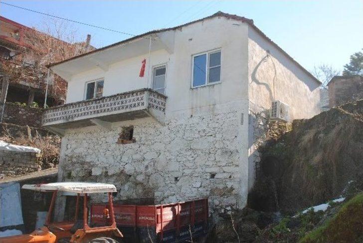 Bir Asırda Üç İsim Değiştiren Cumalar, Tarih Kokuyor G4