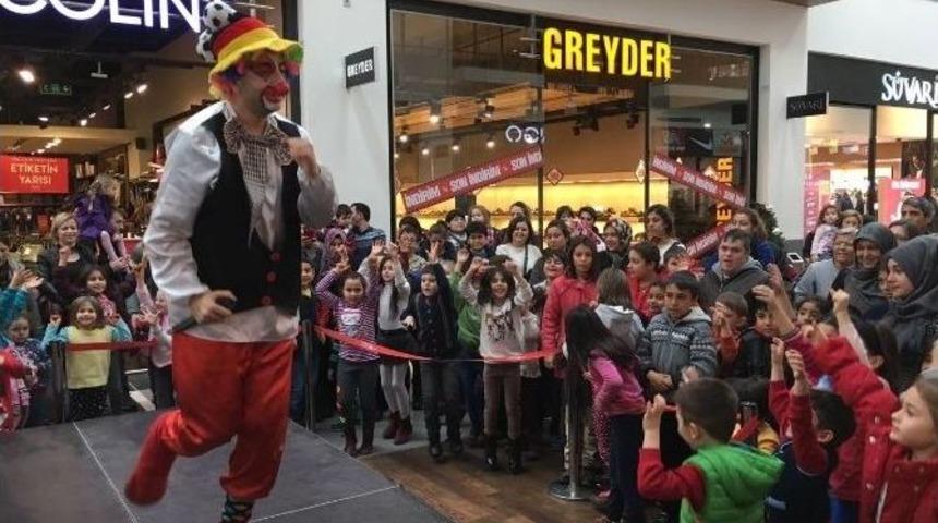 Manisalı Miniklerin S&ouml;mestr Eğlencesi