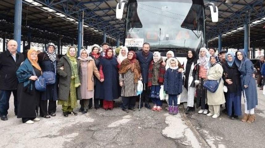 Başkan Doğan, Umre Ziyaretine Giden Kızına Kavuştu