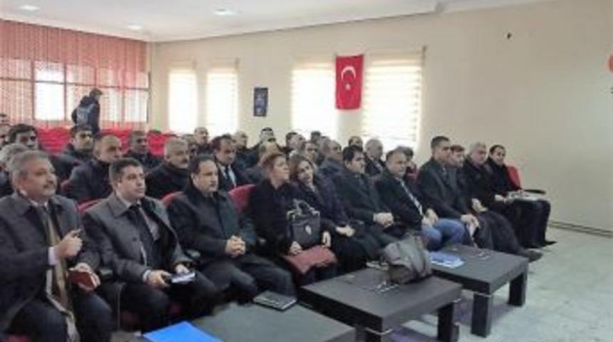 Kaymakam Duru Muhtarlarla Bir Araya Geldi