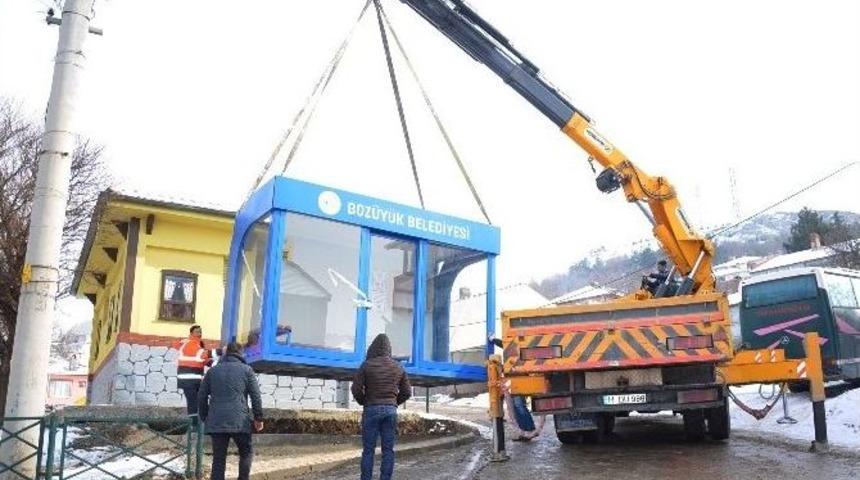 Bir Klimalı Durak Da &Ccedil;arşı Mahalleye