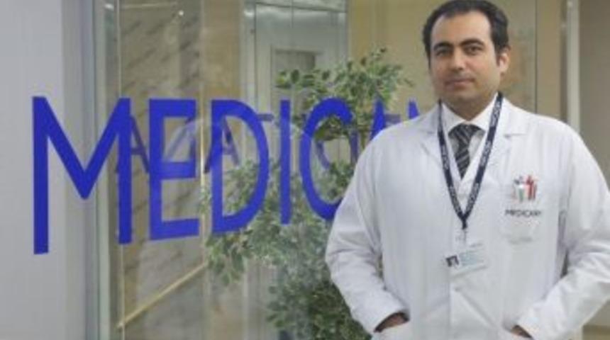 Keratokonus Hastalarında &rsquo;kornea Kollajen Crosslinking&rsquo; Tedavisi