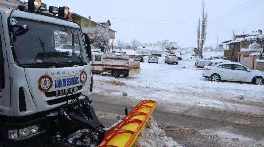 B&uuml;nyan&rsquo;da Karla M&uuml;cadele &Ccedil;alışmaları Aralıksız S&uuml;r&uuml;yor