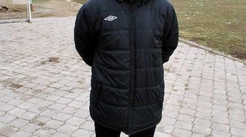 Koca&ccedil;eşmespor&rsquo;lu &Ouml;zdemir&rsquo;den Destek &Ccedil;ağrısı