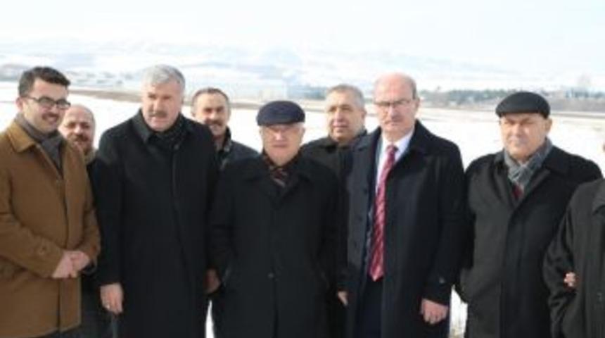 Akyurt Fuar Alanı İ&ccedil;in Kollar Sıvandı