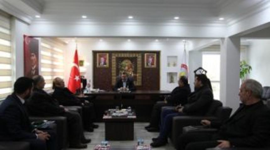 Emekli Vali G&uuml;ney&rsquo;den Başkan Tutal&rsquo;a Ziyaret