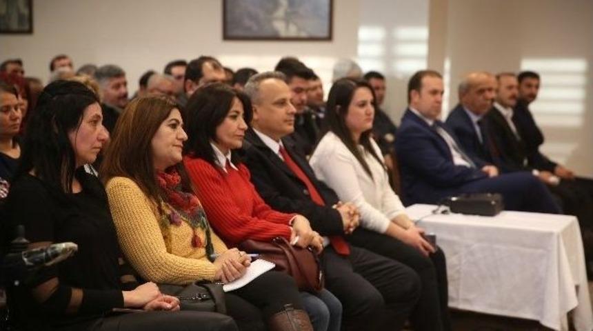 Buca&rsquo;da Referandum &Ouml;ncesi Toplantı