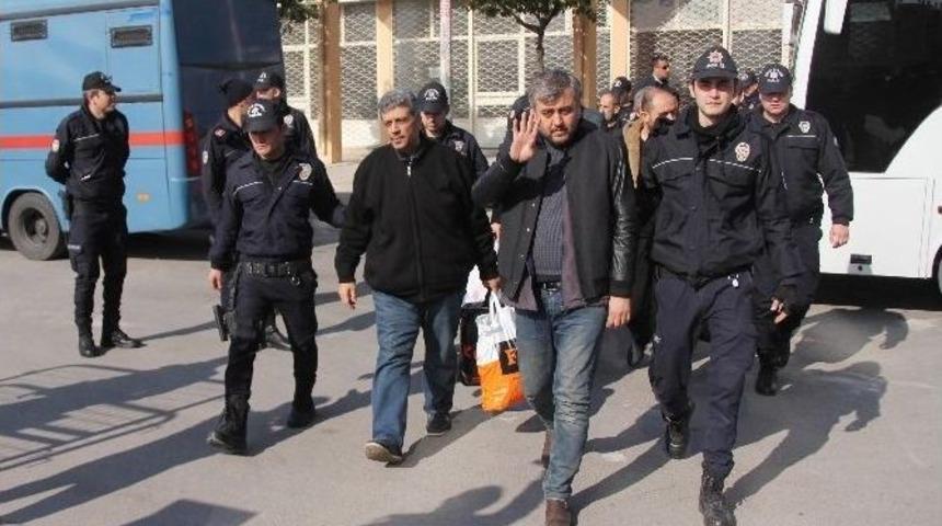 Mersin&rsquo;de Fet&ouml;&rsquo;den G&ouml;zaltına Alınan 13 Kişi Adliyeye Sevk Edildi