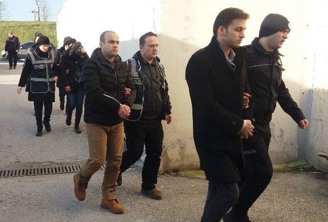 Sakarya’da 11’i Polis 5’i Jandarma Personeli Adliyeye Sevk Edildi