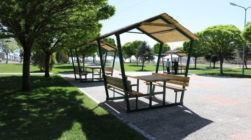 G&ouml;ll&uuml;ce Parkı Hizmete Girdi