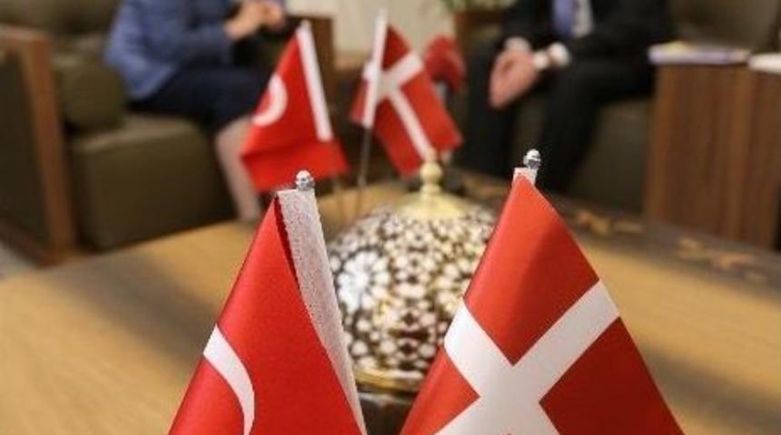 Danimarkalı Sanayiciler Suriyeli M&uuml;lteciler İ&ccedil;in T&uuml;rkiye&rsquo;ye Gelecek