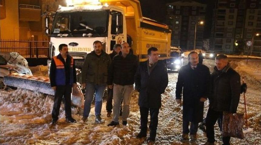 Atakum&rsquo;da Kar Mesaisi