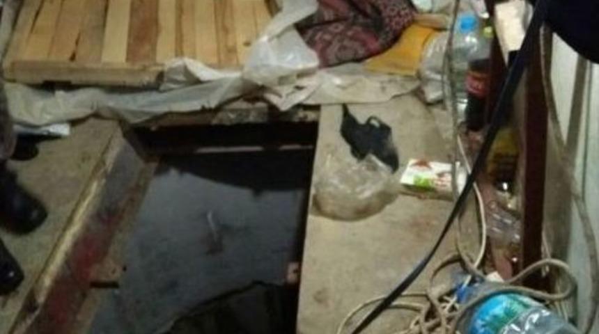 Define Aramak İ&ccedil;in 12 Metre T&uuml;nel Kazdılar