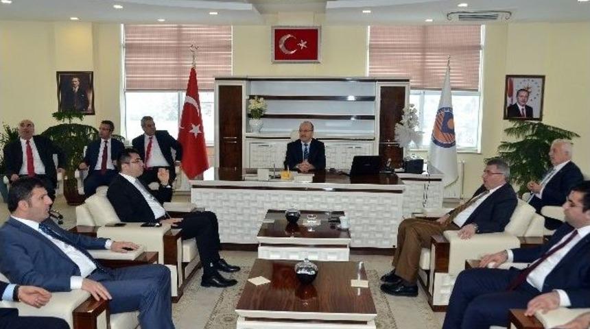 G&uuml;m&uuml;şhane Protokol&uuml;nden Yeni Rekt&ouml;r&rsquo;e Ziyaret