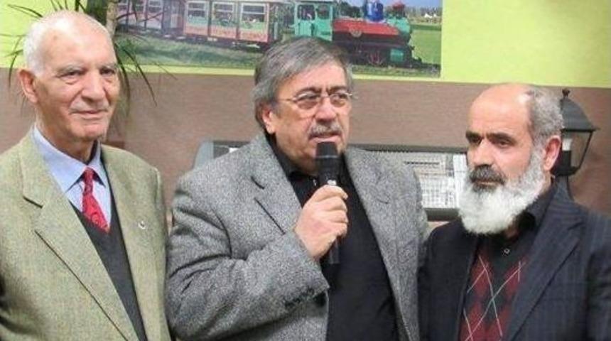 Eskişehir Şairler Derneği&rsquo;nden "onursal Başkanlık" &Ouml;d&uuml;lleri