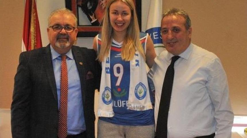 Nil&uuml;fer Belediyespor Oleksandra'yla Imzaladı