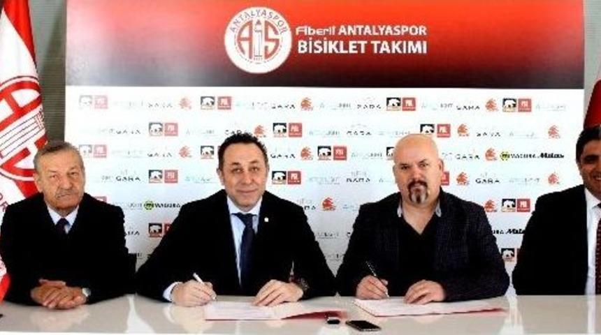 Antalyaspor Bisiklet Takımı Sponsorl&uuml;k Anlaşmasını Uzattı