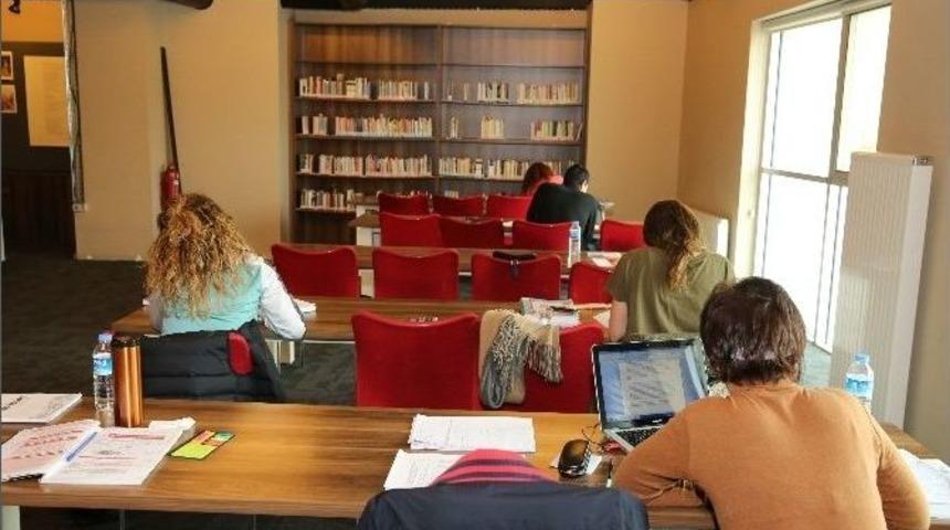 Nilüfer Belediyesi Kütüphaneleri’ndeki Kitap Sayısı 100 Bine Ulaştı