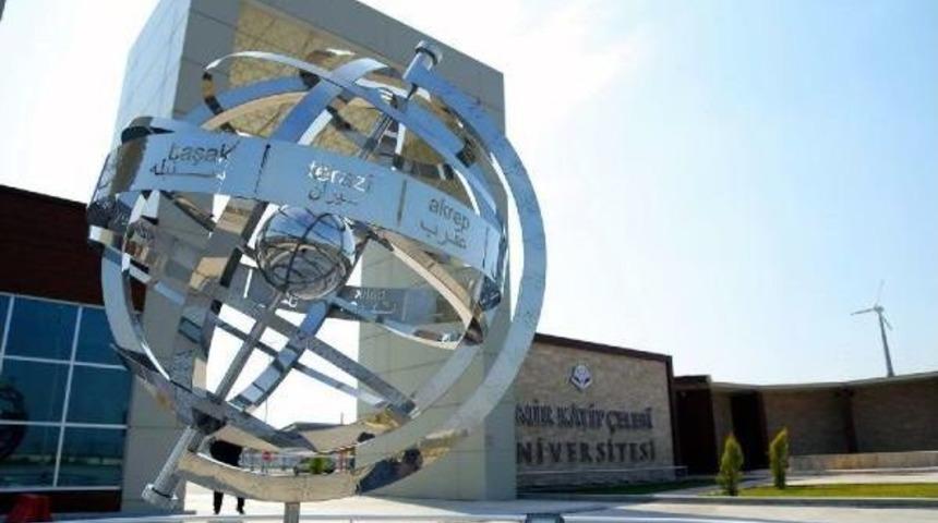 İzmir'de Fet&ouml; Tutuklusu Akademisyenler Hakim &Ouml;n&uuml;nde