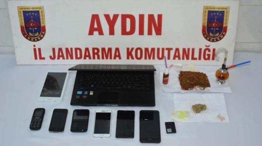 Kuşadası'nda Ter&ouml;r Ve Uyuşturucu Operasyonu: 5 G&ouml;zaltı