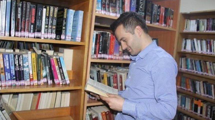 22 Bin 463 Kitap &Ouml;d&uuml;n&ccedil; Verildi