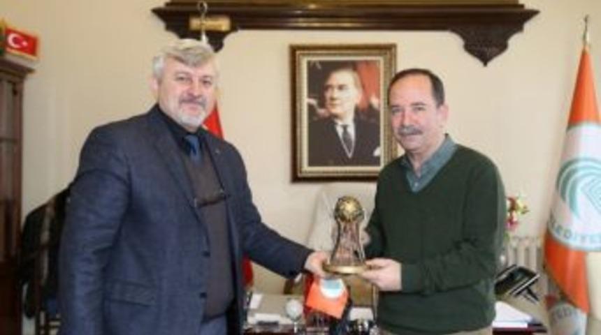 Rumeli-balkan Değerlerine Sahip &Ccedil;ıkan G&uuml;rkan&rsquo;a Teşekk&uuml;r