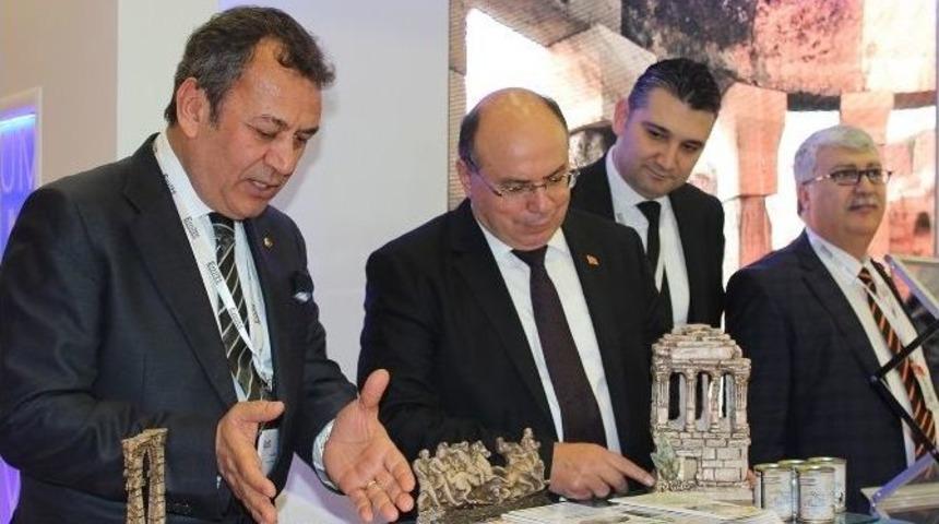 Milas&rsquo;ın G&uuml;zellikleri İstanbul&rsquo;da Sergilendi