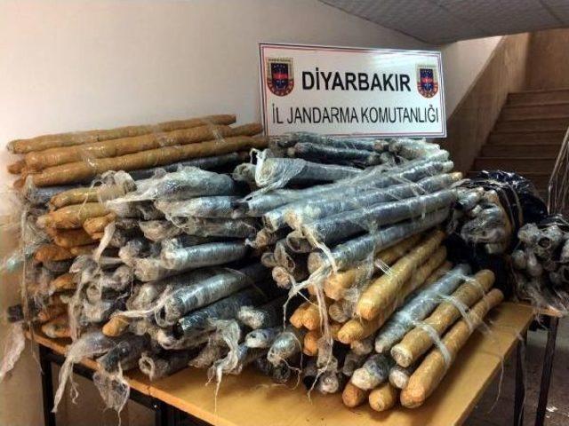 Diyarbakır'da, Kaza Yapan Araçta 416 Kilo Esrar