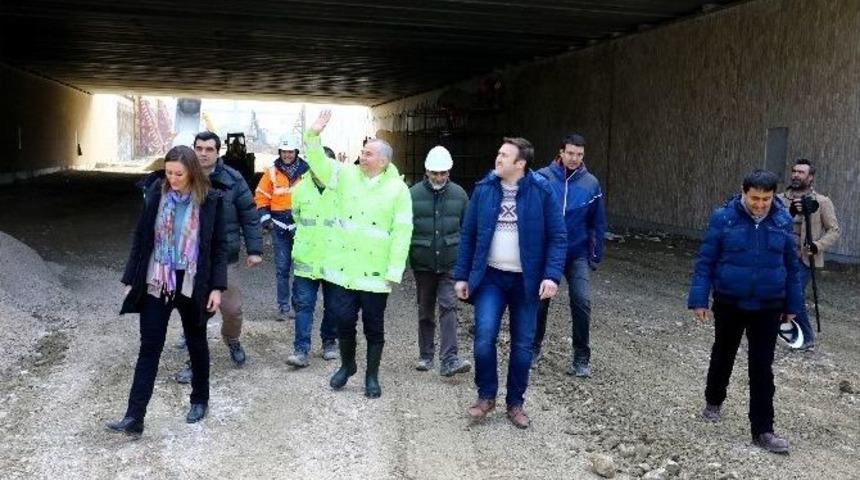 Başkan Zolan Zeybek Kavşağı&rsquo;nda İncelemelerde Bulundu