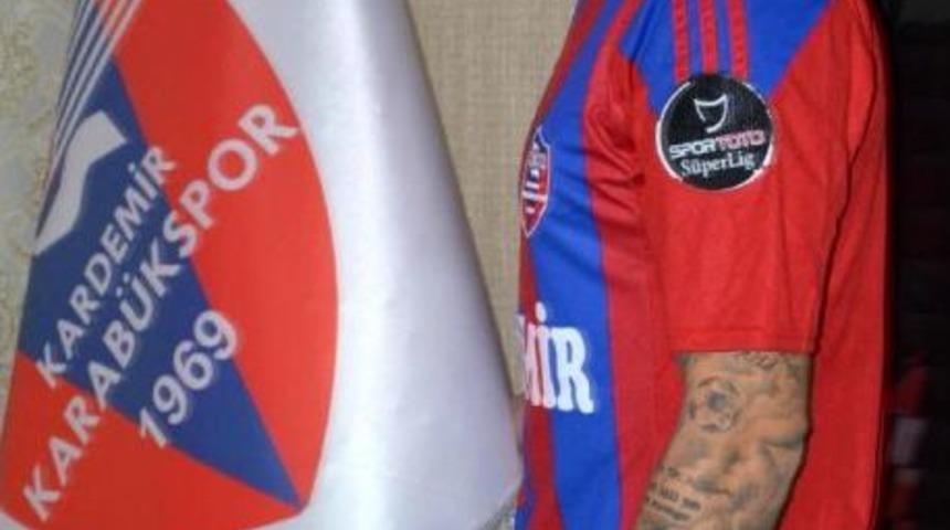 Kardemir Karab&uuml;kspor Romen Papp'la Imzaladı