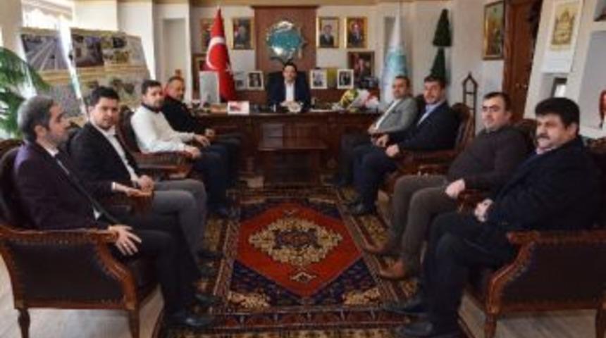 M&uuml;teahhitlerden Başkan Yazgı&rsquo;ya Ziyaret
