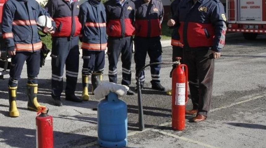 Namlı: &ldquo;binaların Her Katında Yangın S&ouml;nd&uuml;rme T&uuml;p&uuml; Bulundurulmalı&rdquo;
