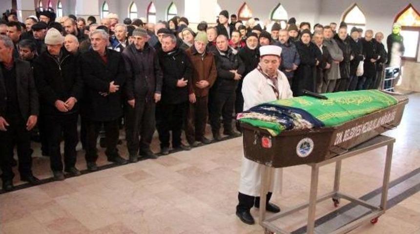 Fetö Sanığı Cezaevinden Çıktığı Gün Annesini Kaybetti