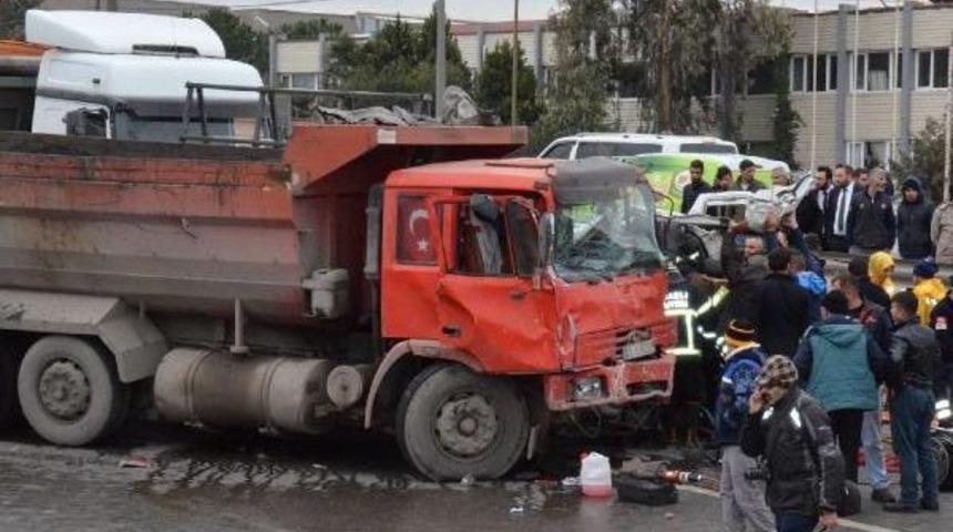 1 Kişinin &Ouml;l&uuml;m&uuml;ne 18 Kişinin Yaralanmasına Neden Olan S&uuml;r&uuml;c&uuml; Tutuklandı