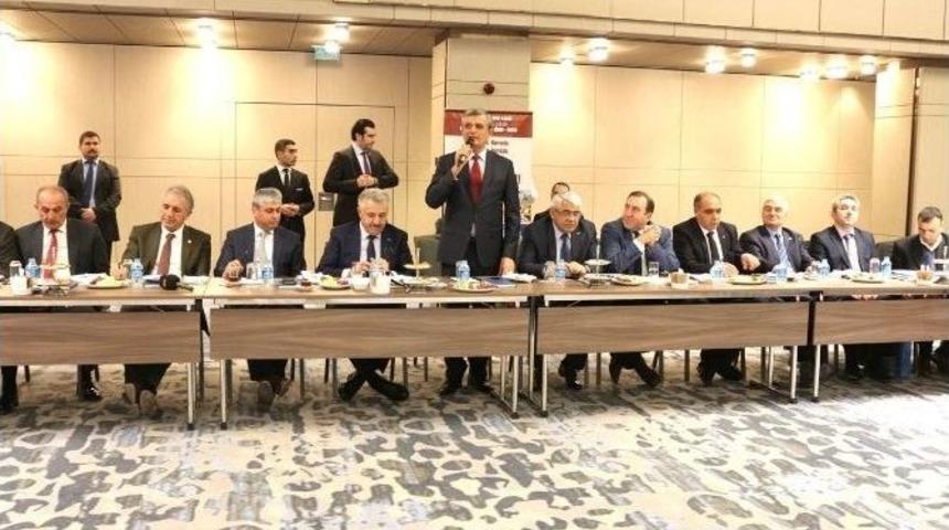 Vali &Ouml;zefe, İstanbul&rsquo;da &ldquo;cazibe Merkezleri Tanıtım Toplantısı&rdquo;na Katıldı