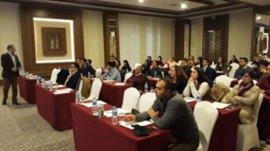 Kadın Ve Gen&ccedil; Girişimcilere Kayıtdışı İstihdamla M&uuml;cadele Anlatıldı