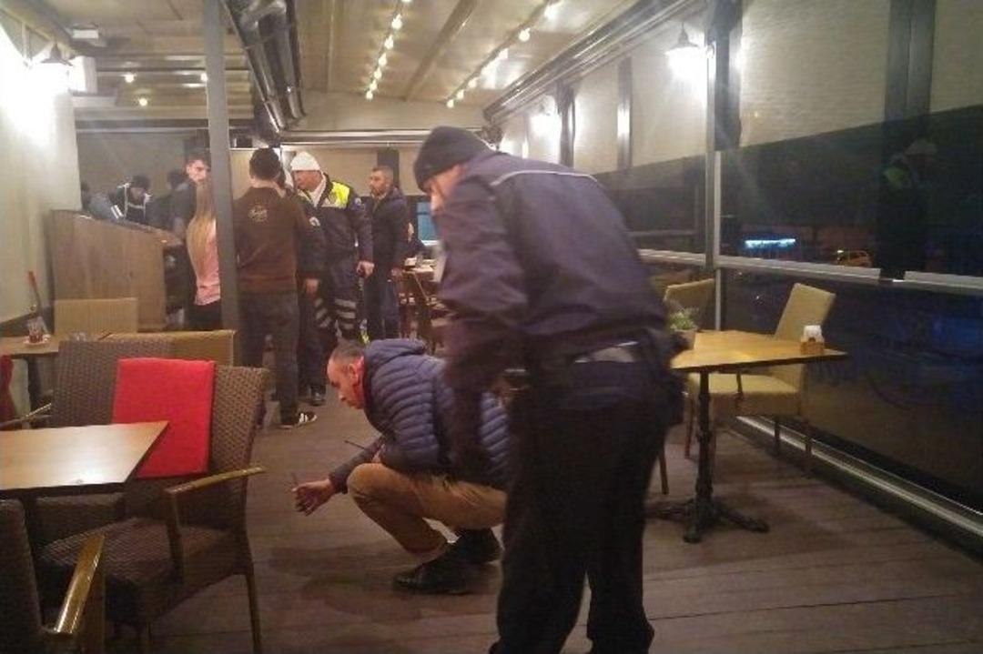 İşadamına Avm&rsquo;de Silahlı Saldırı