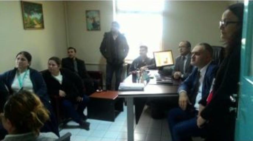 Lapseki Devlet Hastanesinde Hızlı Kan Testi Uygulaması