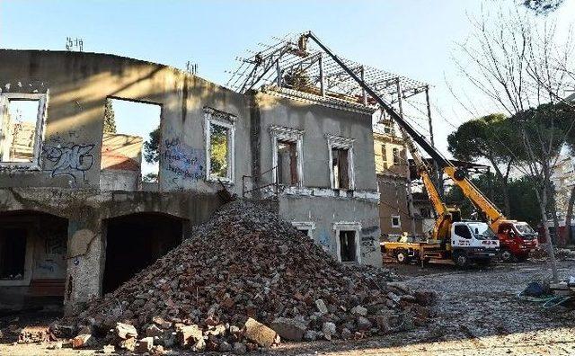 Tarihi Paterson K&ouml;şk&uuml;&rsquo;n&uuml;n Yarıdan Fazlası Eklenti 1